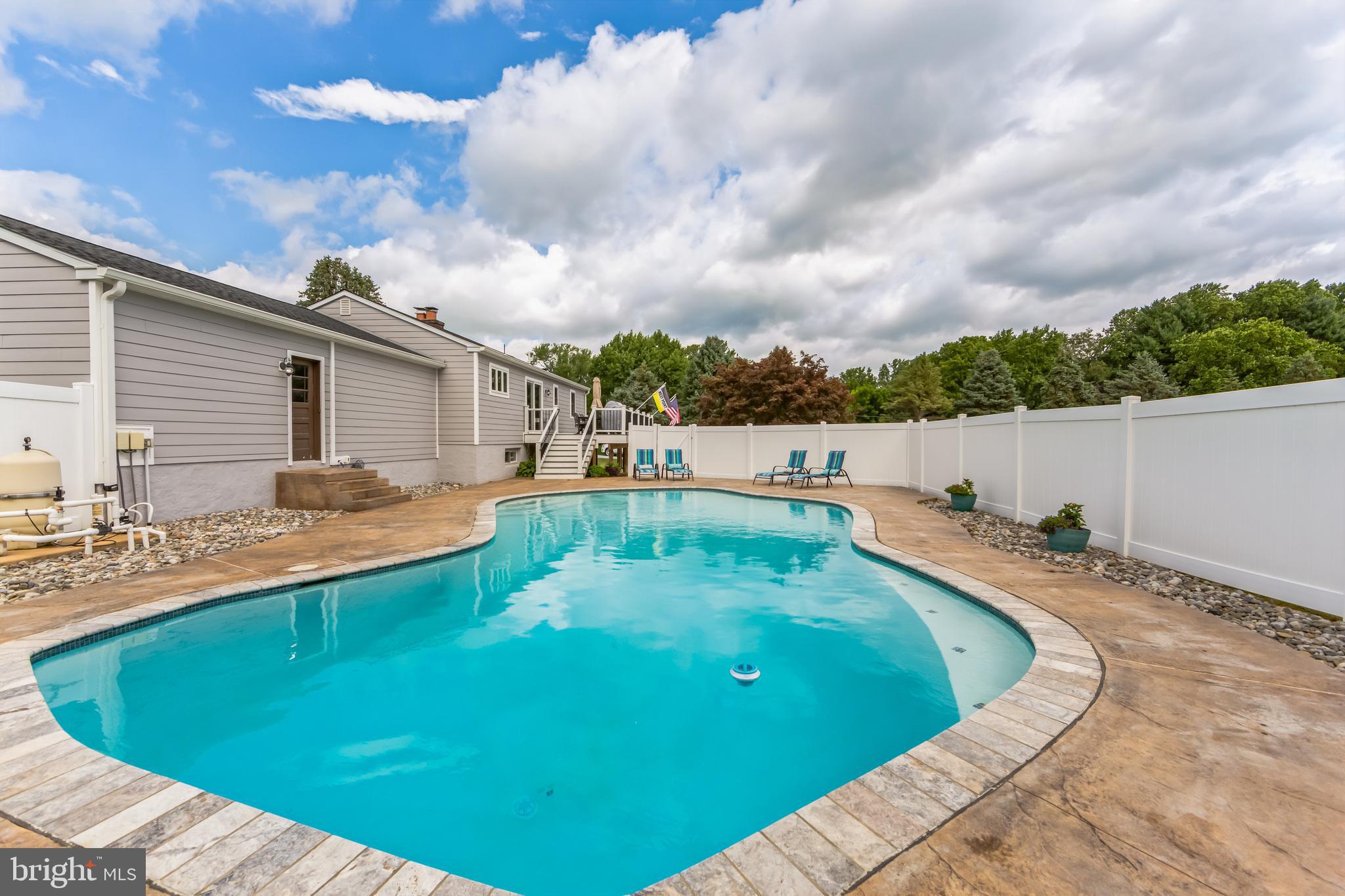 401 ZYNN ROAD