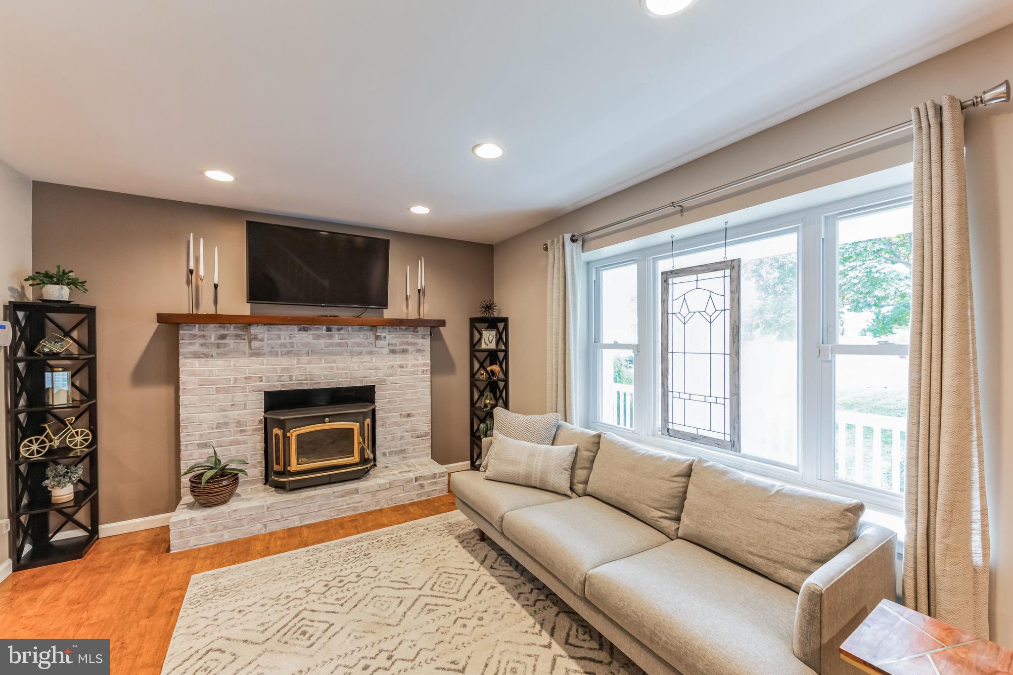 1305 Spellman DRIVE