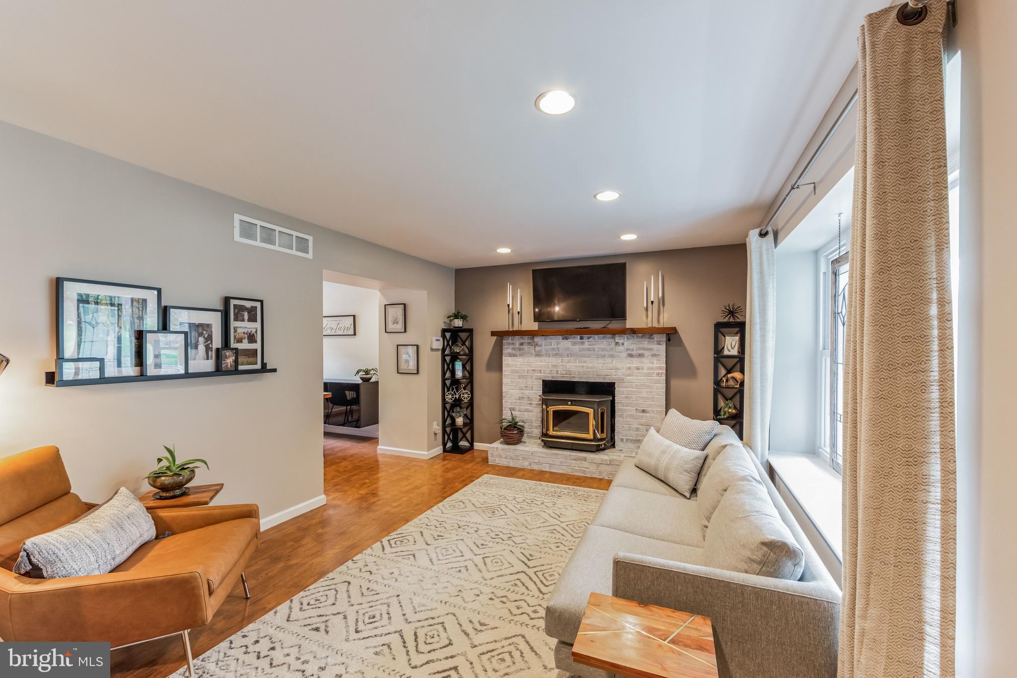 1305 Spellman DRIVE