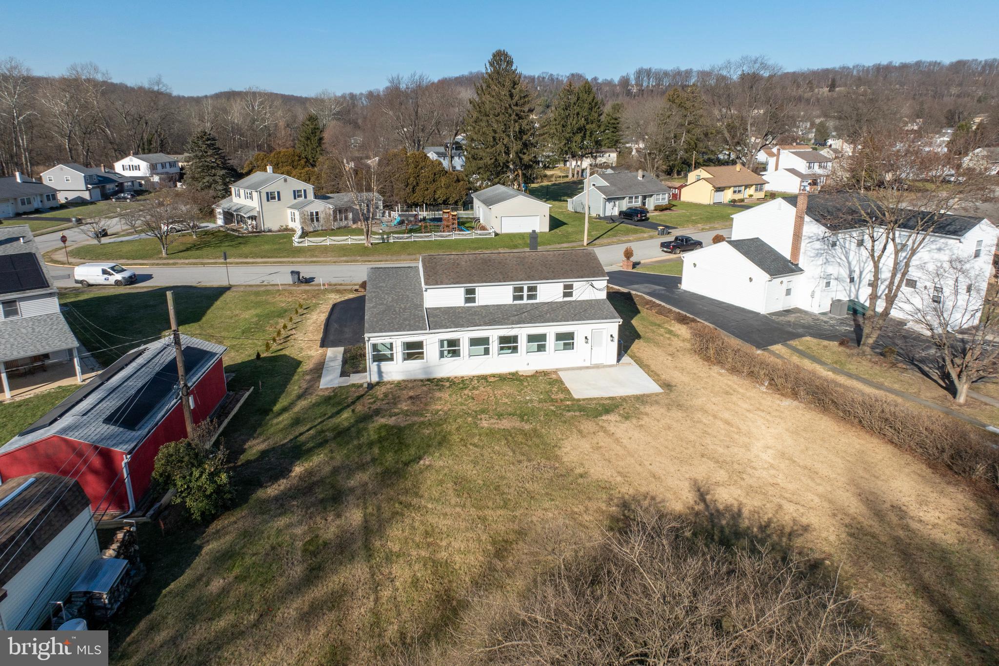 172 Lake Dr