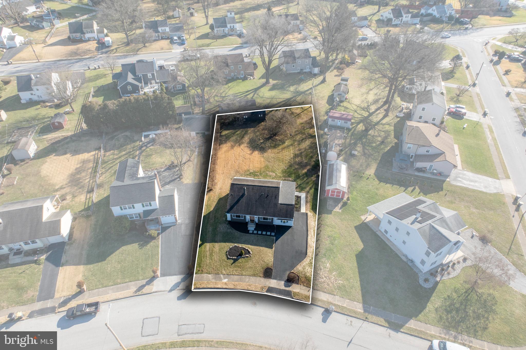 172 Lake Dr