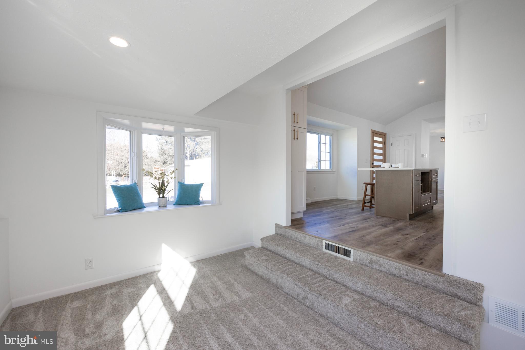 172 Lake Dr
