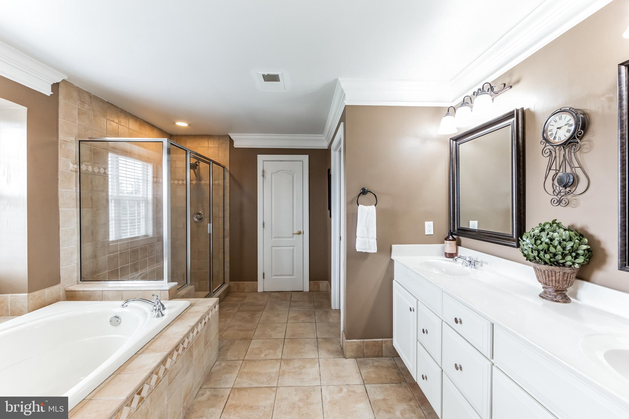 1342 Treeline Dr