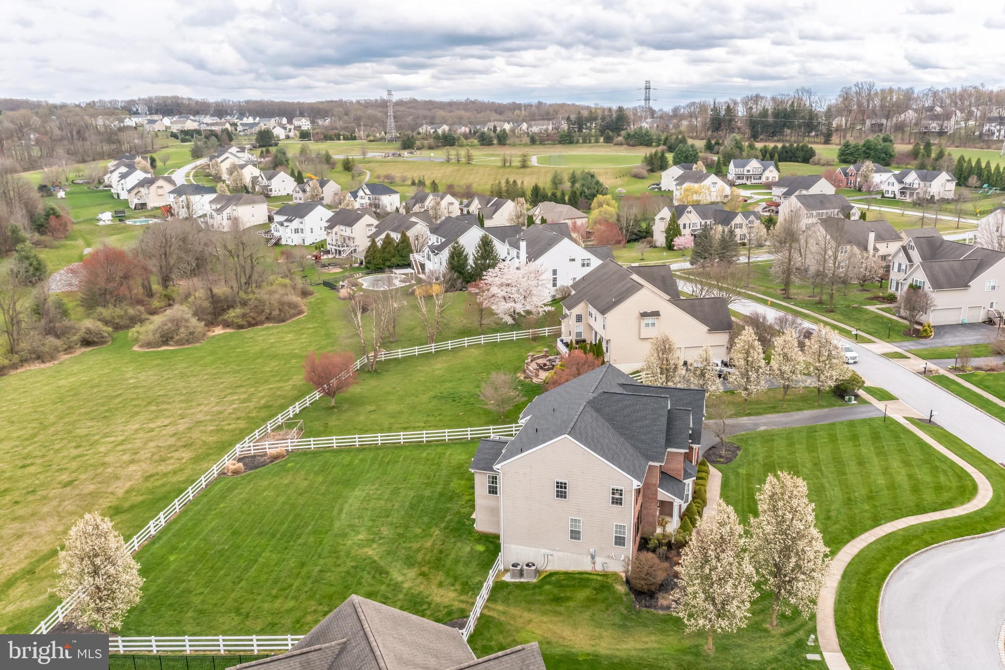 1342 Treeline Dr