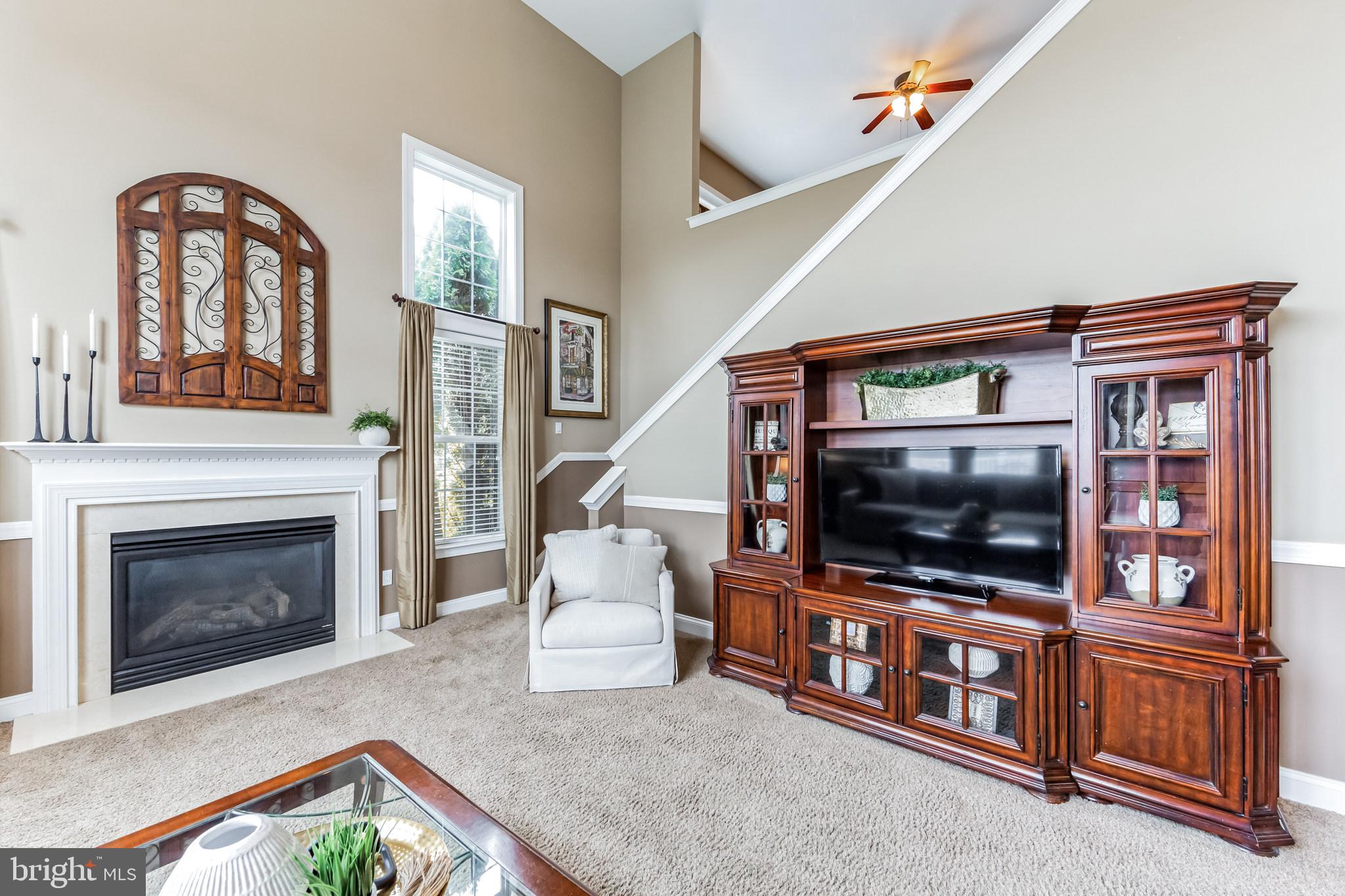 1342 Treeline Dr