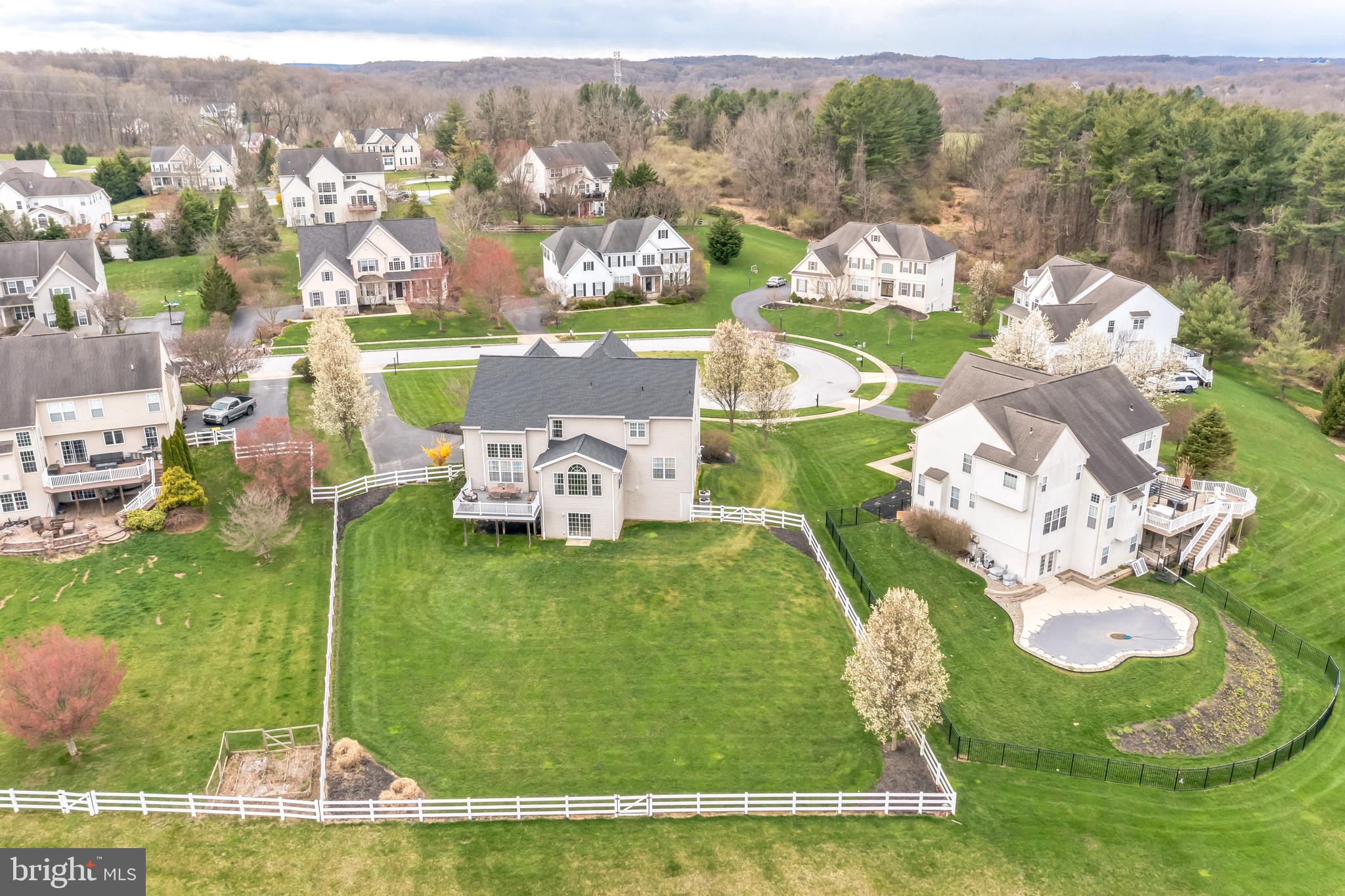 1342 Treeline Dr