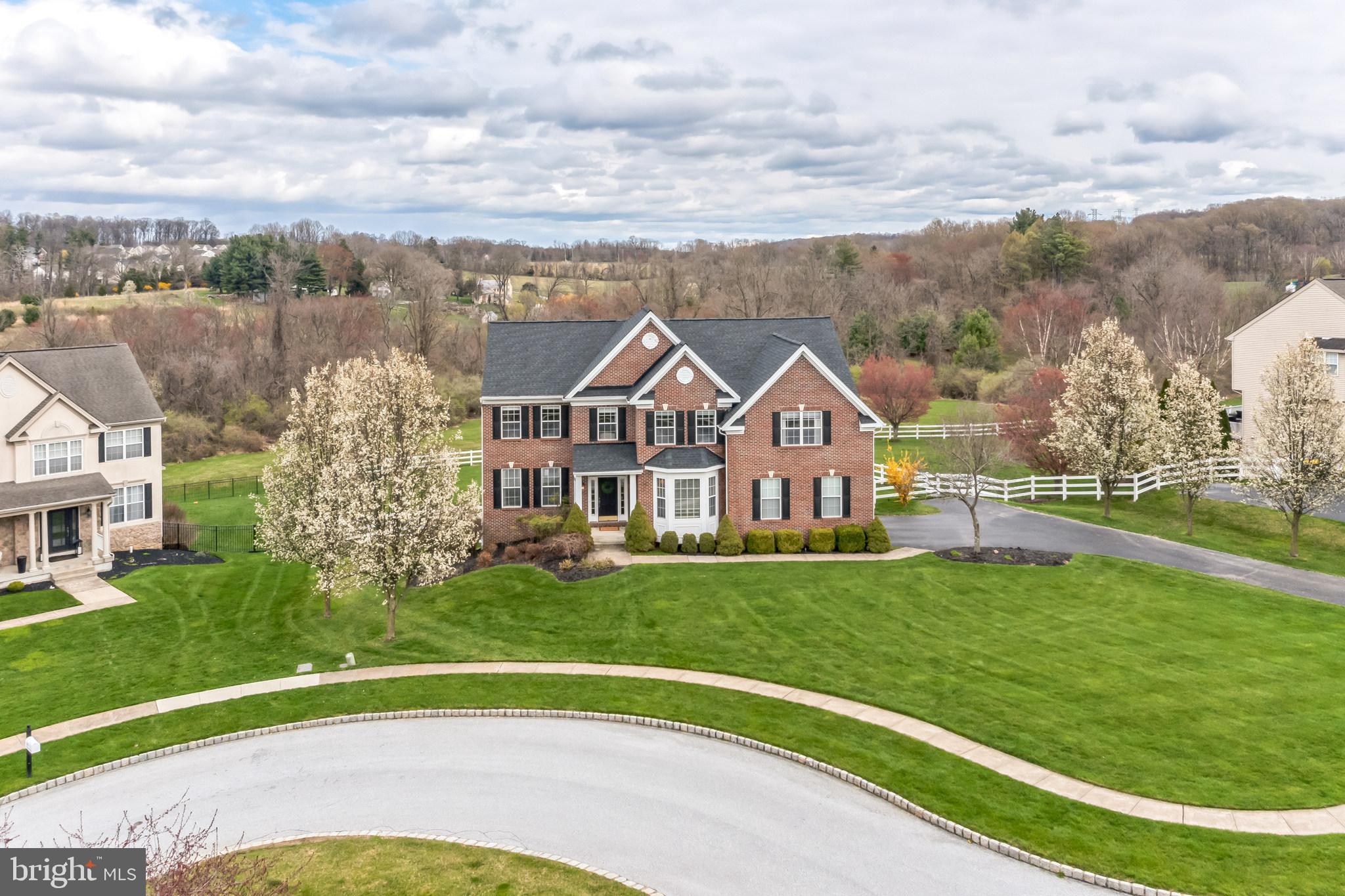 1342 Treeline Dr