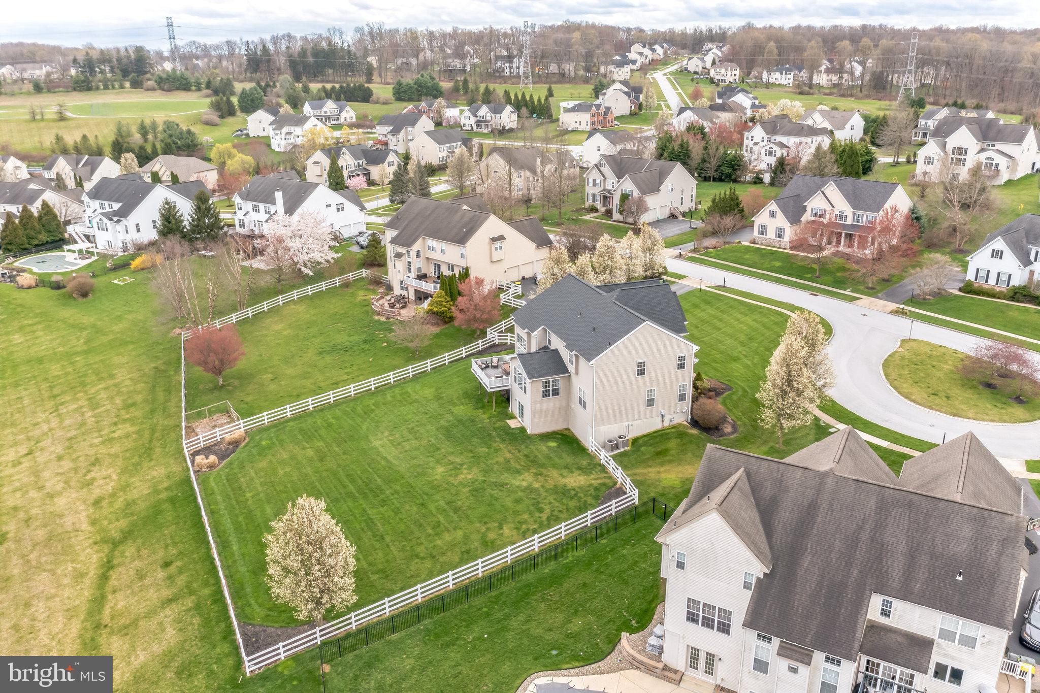 1342 Treeline Dr