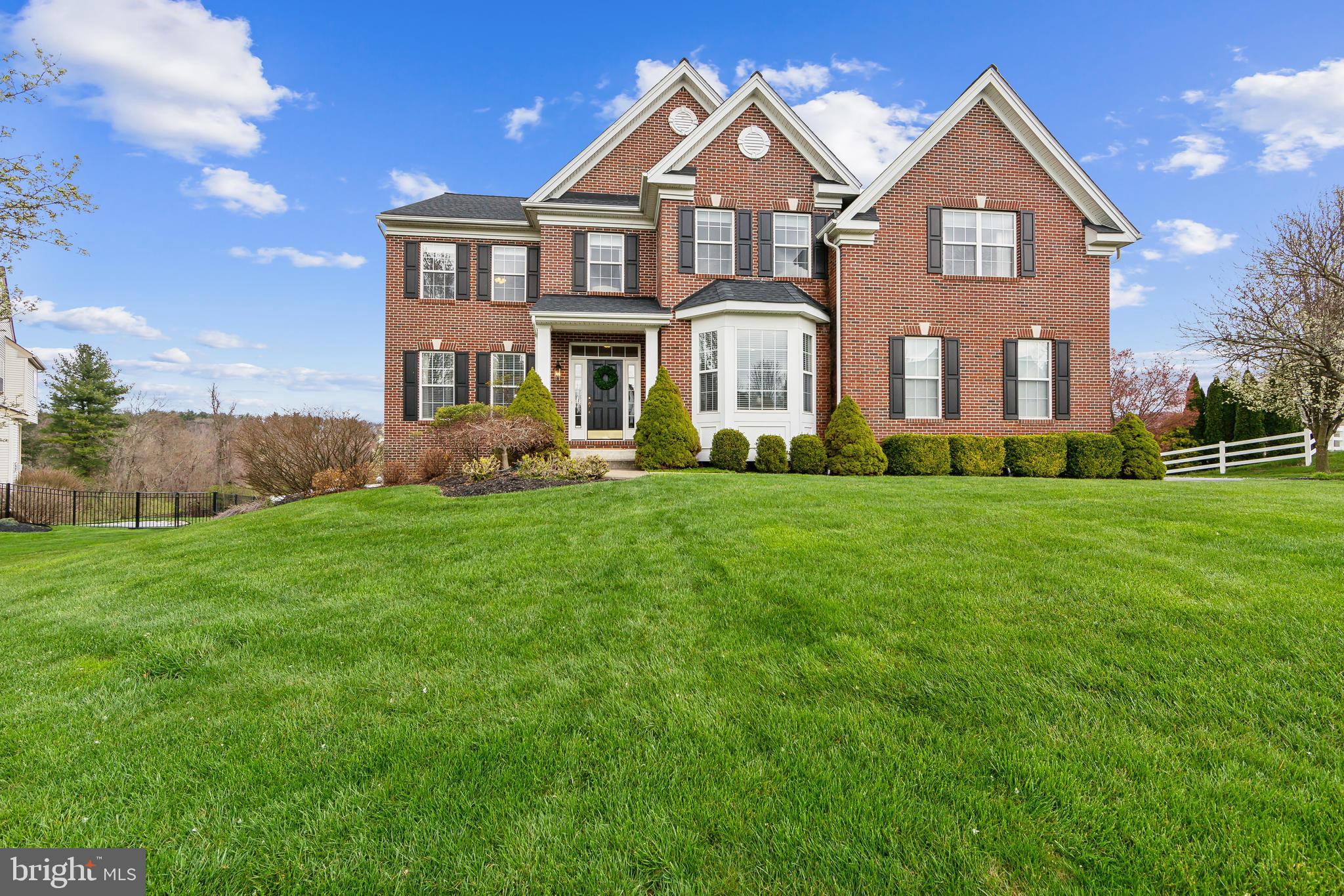 1342 Treeline Dr