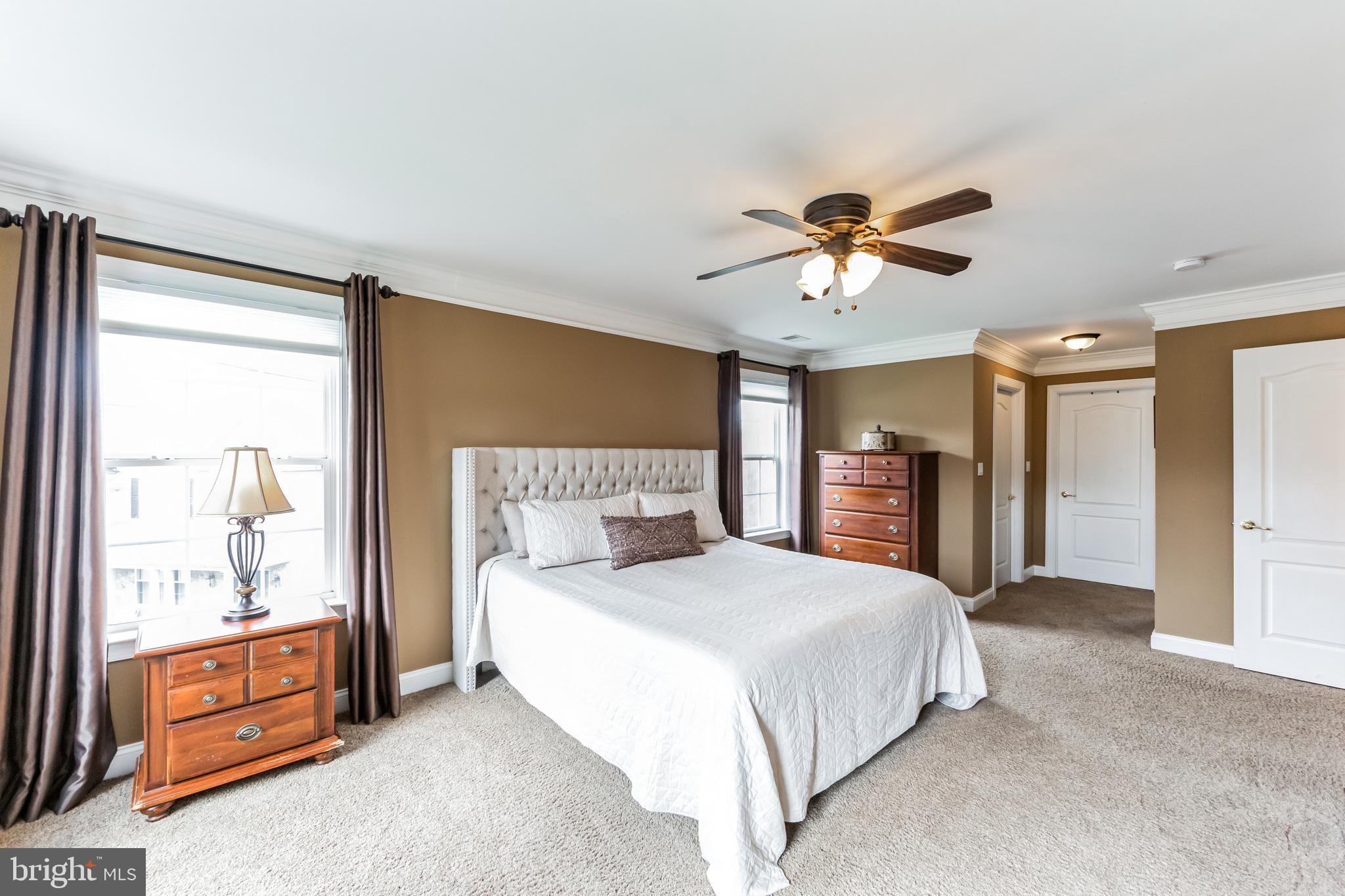 1342 Treeline Dr