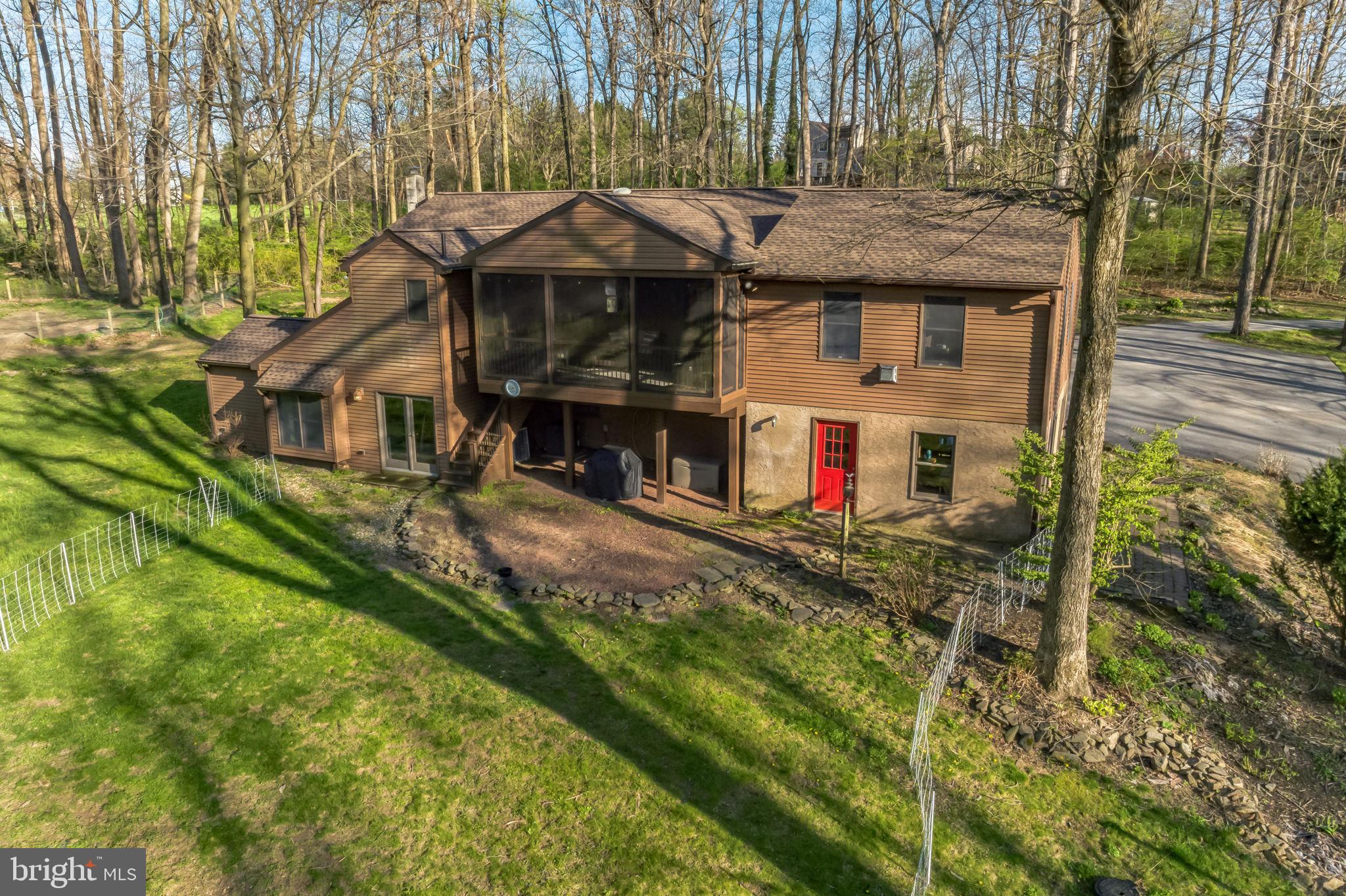 247 Lafayette Rd