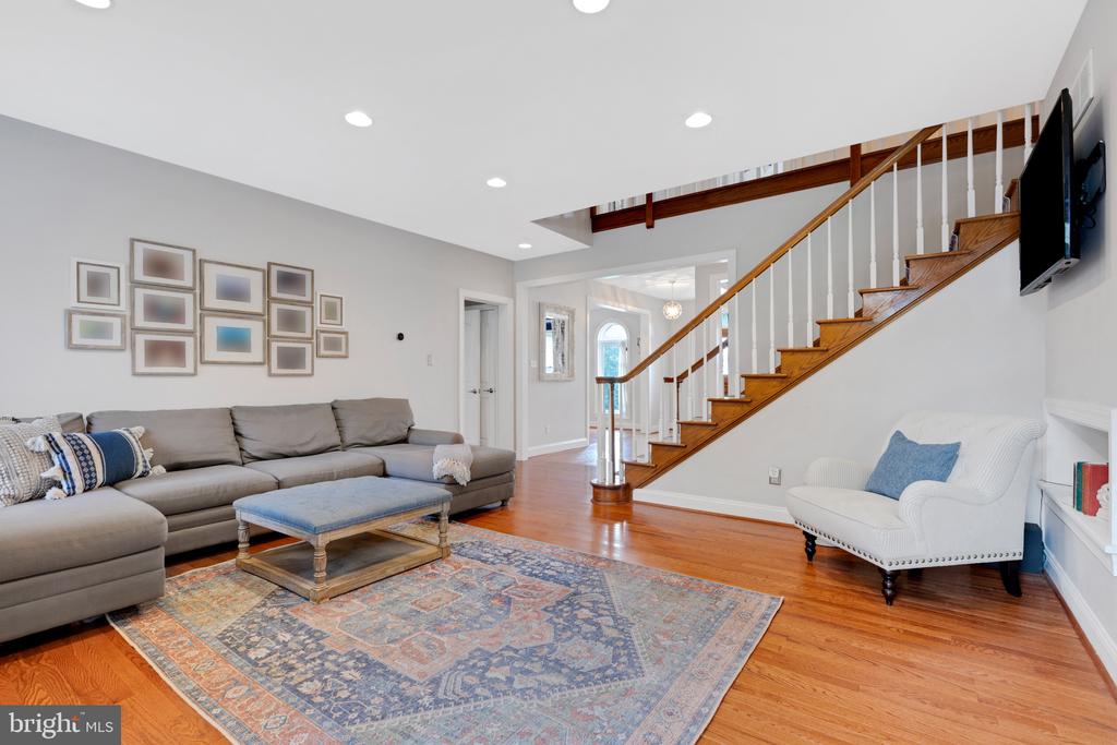 3 Morninglight Rd