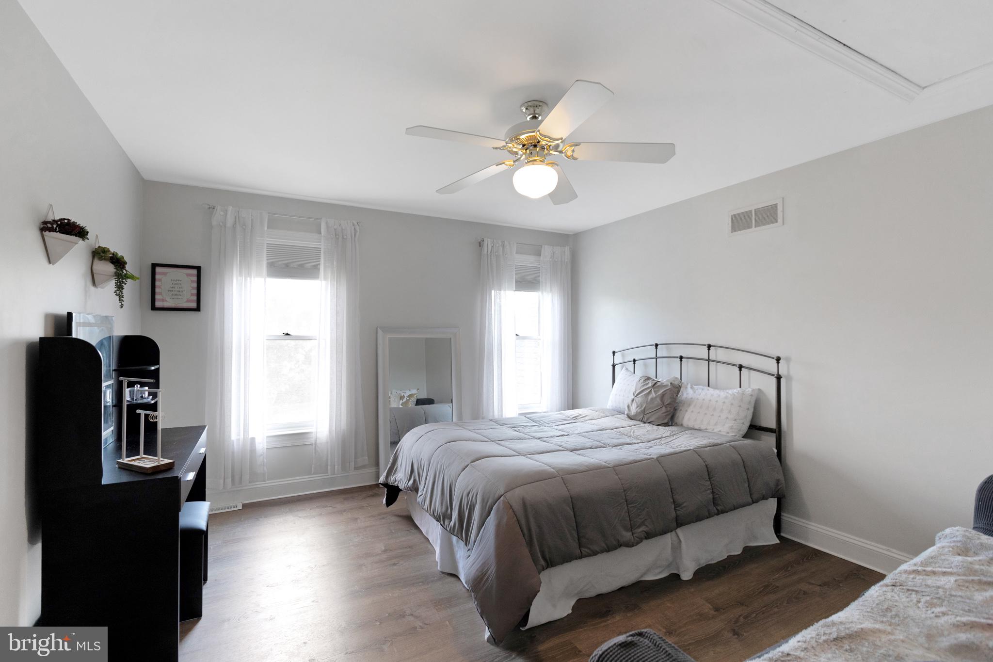 3 Morninglight Rd