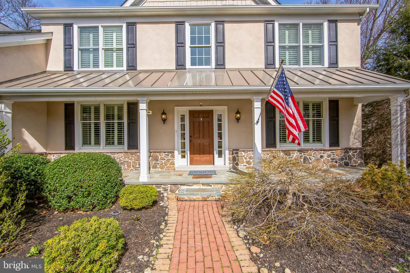 1412 Hampton Dr