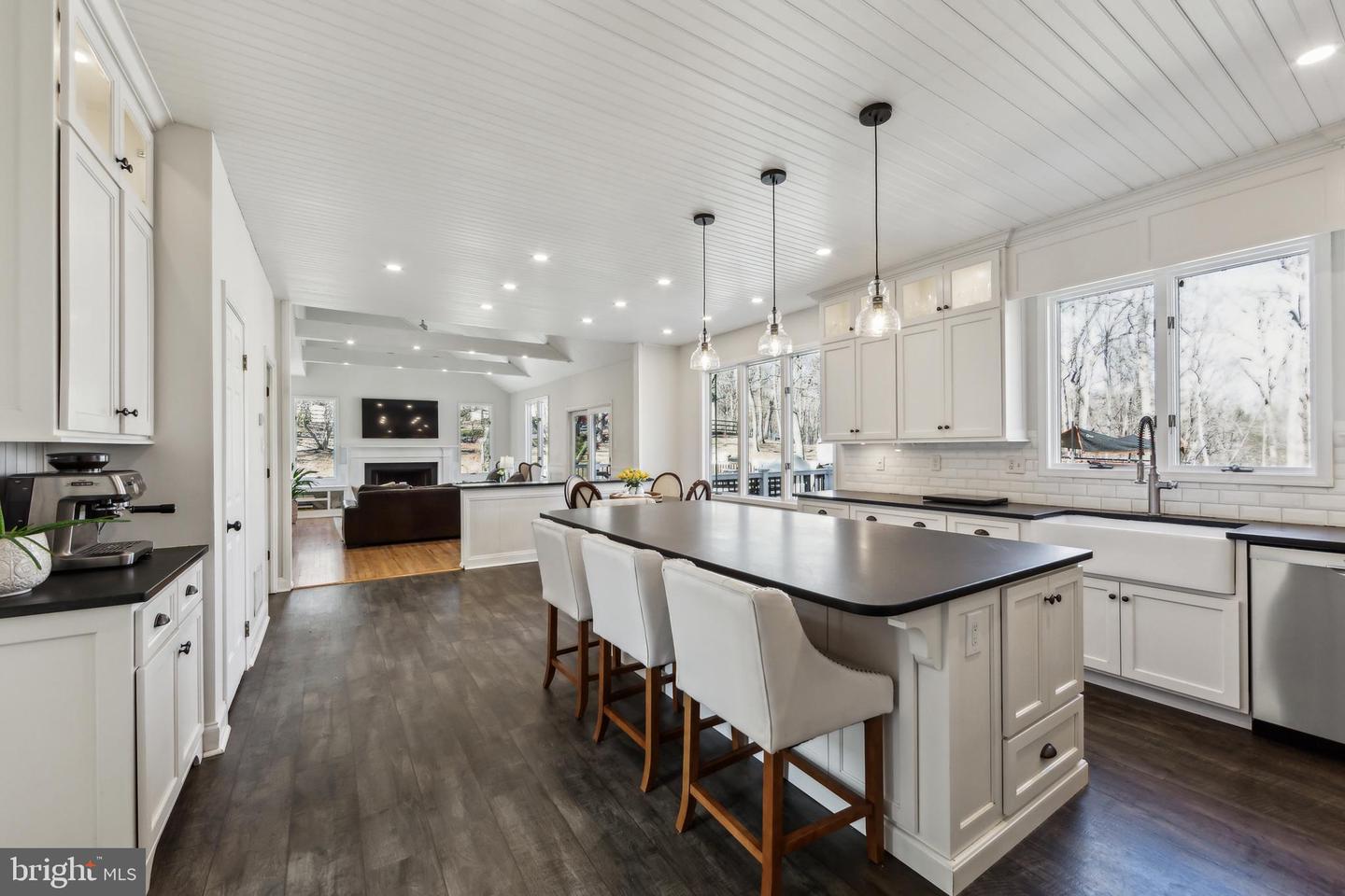 1412 Hampton Dr