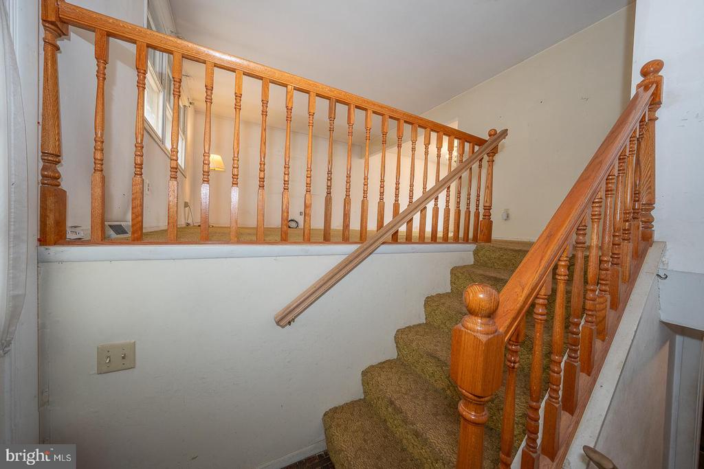 1301 Campbell Cir