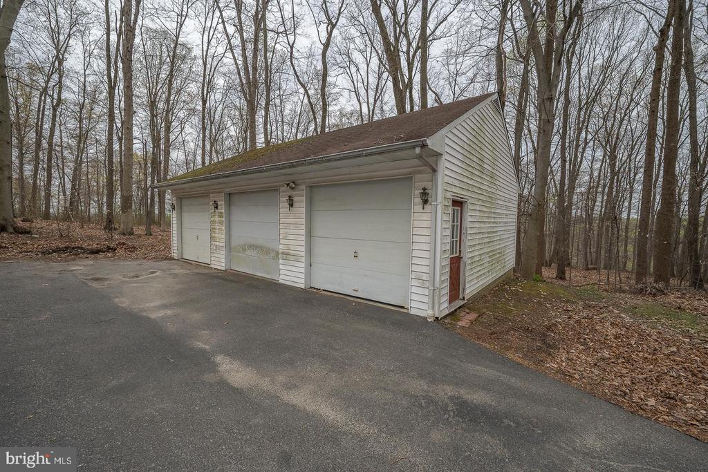 1301 Campbell Cir