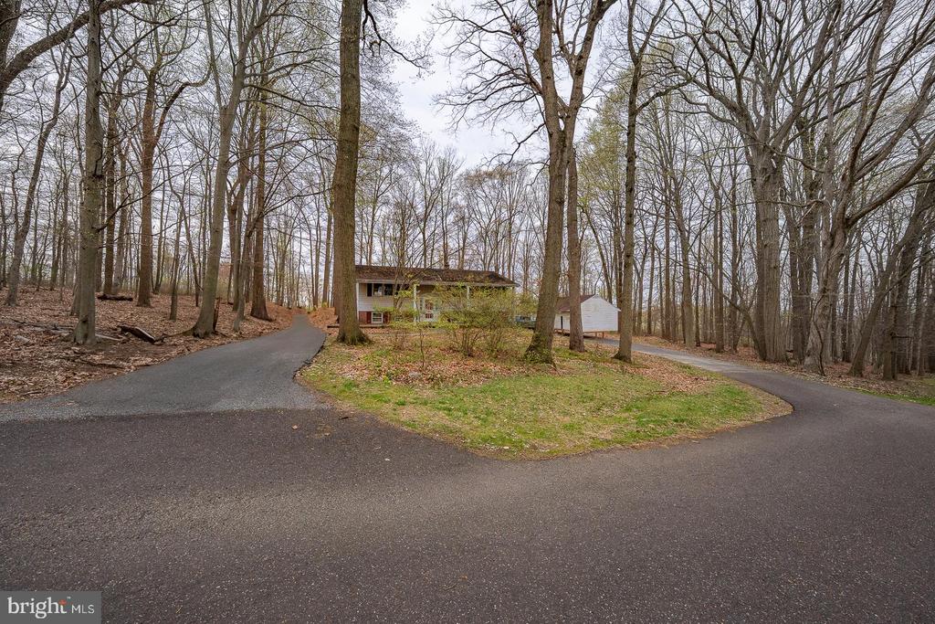 1301 Campbell Cir