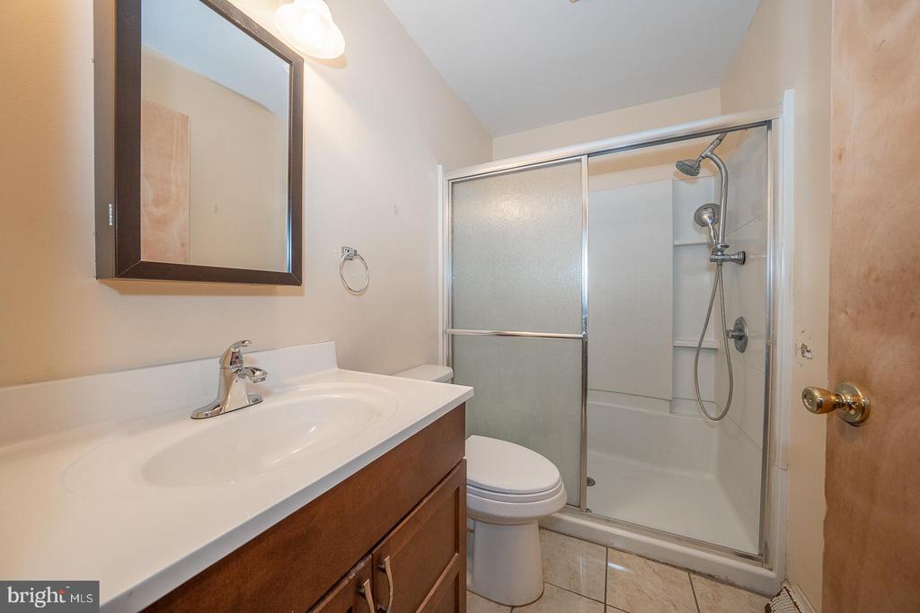 1301 Campbell Cir