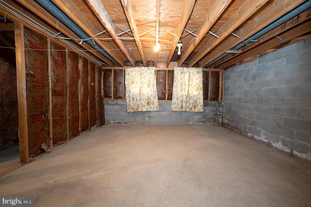 1301 Campbell Cir