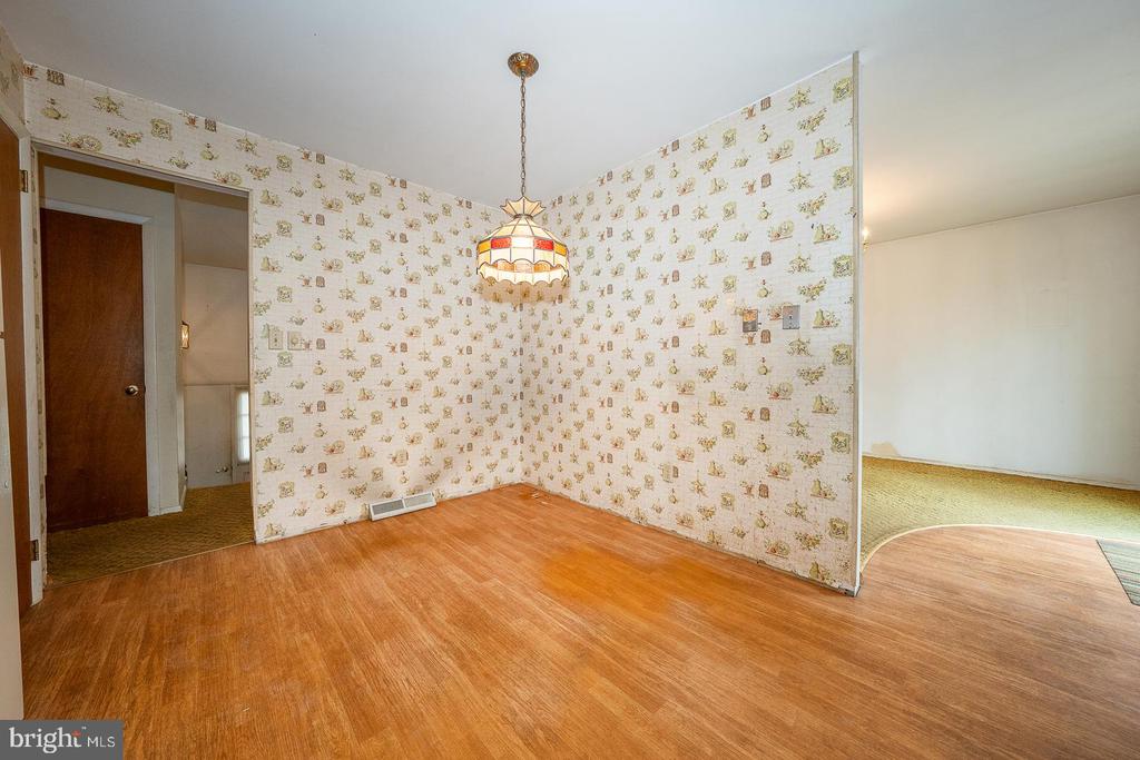 1301 Campbell Cir