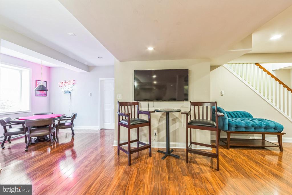 1427 Hampton Dr
