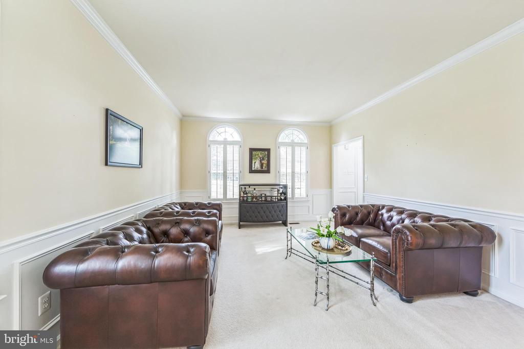 1427 Hampton Dr