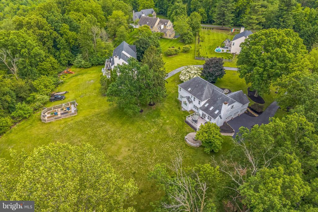 1427 Hampton Dr