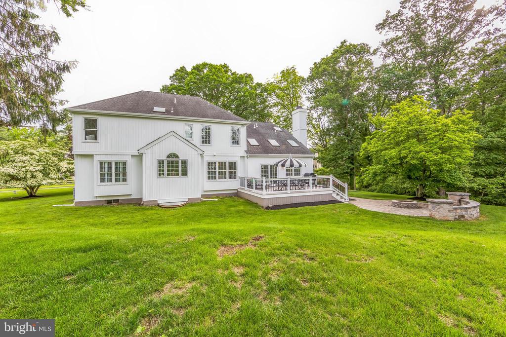 1427 Hampton Dr