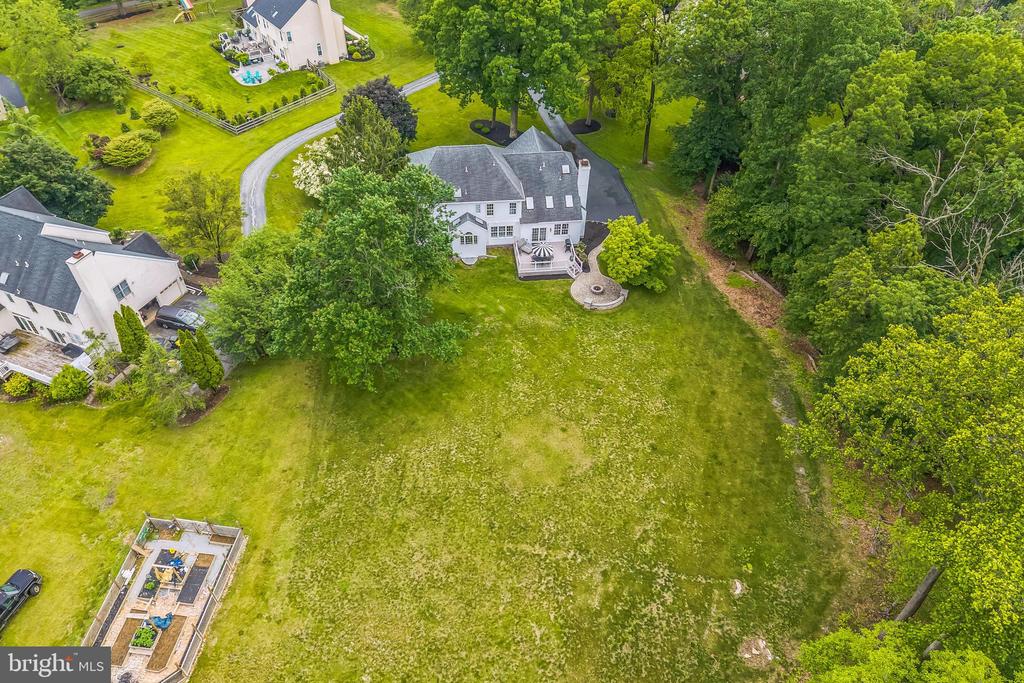 1427 Hampton Dr