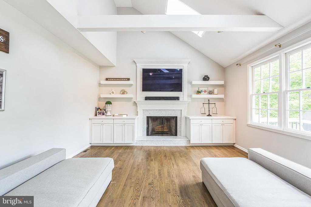 1427 Hampton Dr