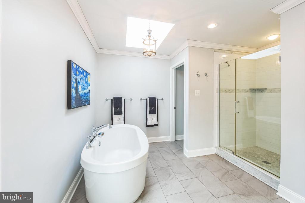 1427 Hampton Dr