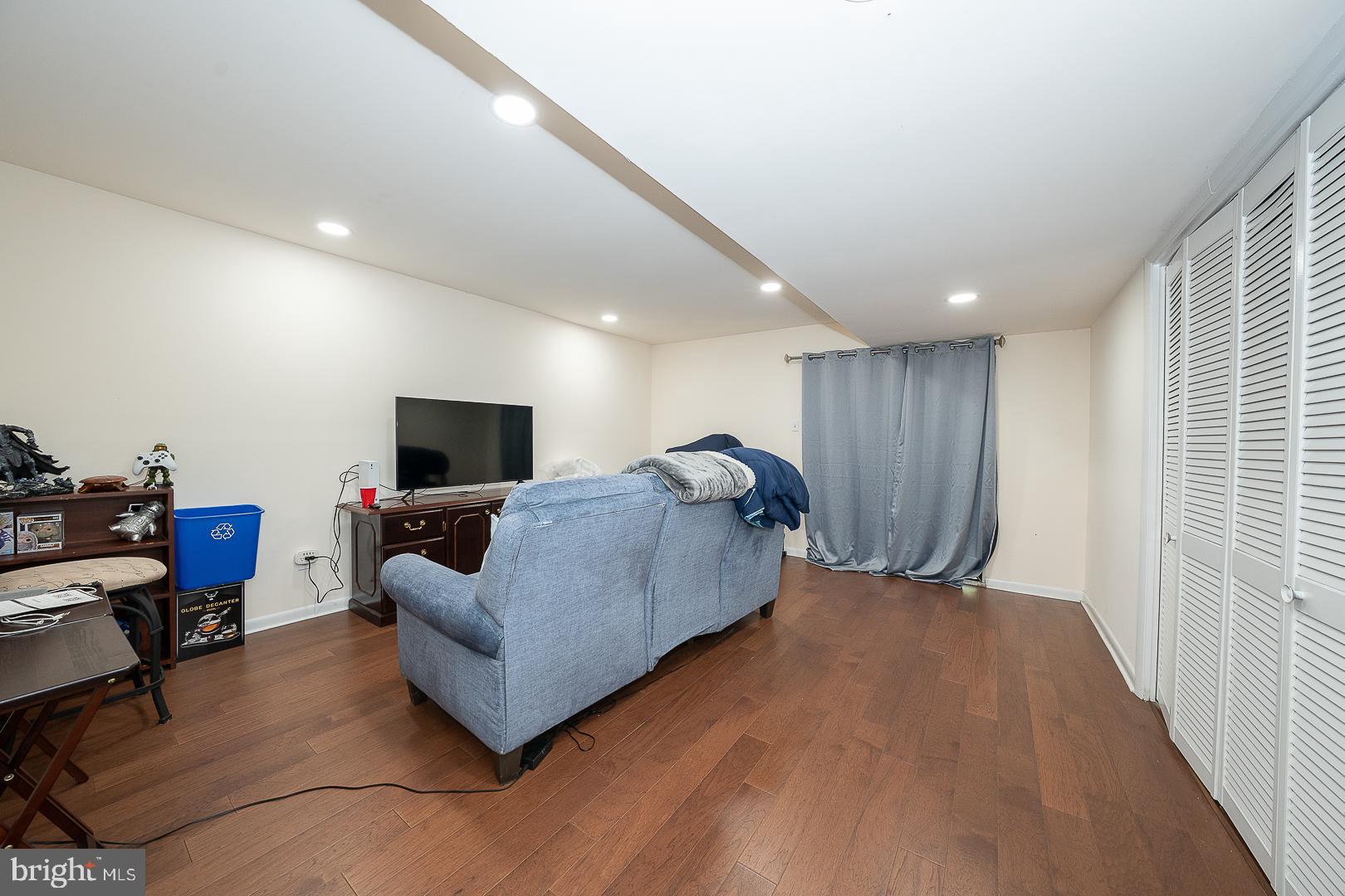 266 Walnut Springs Ct #266