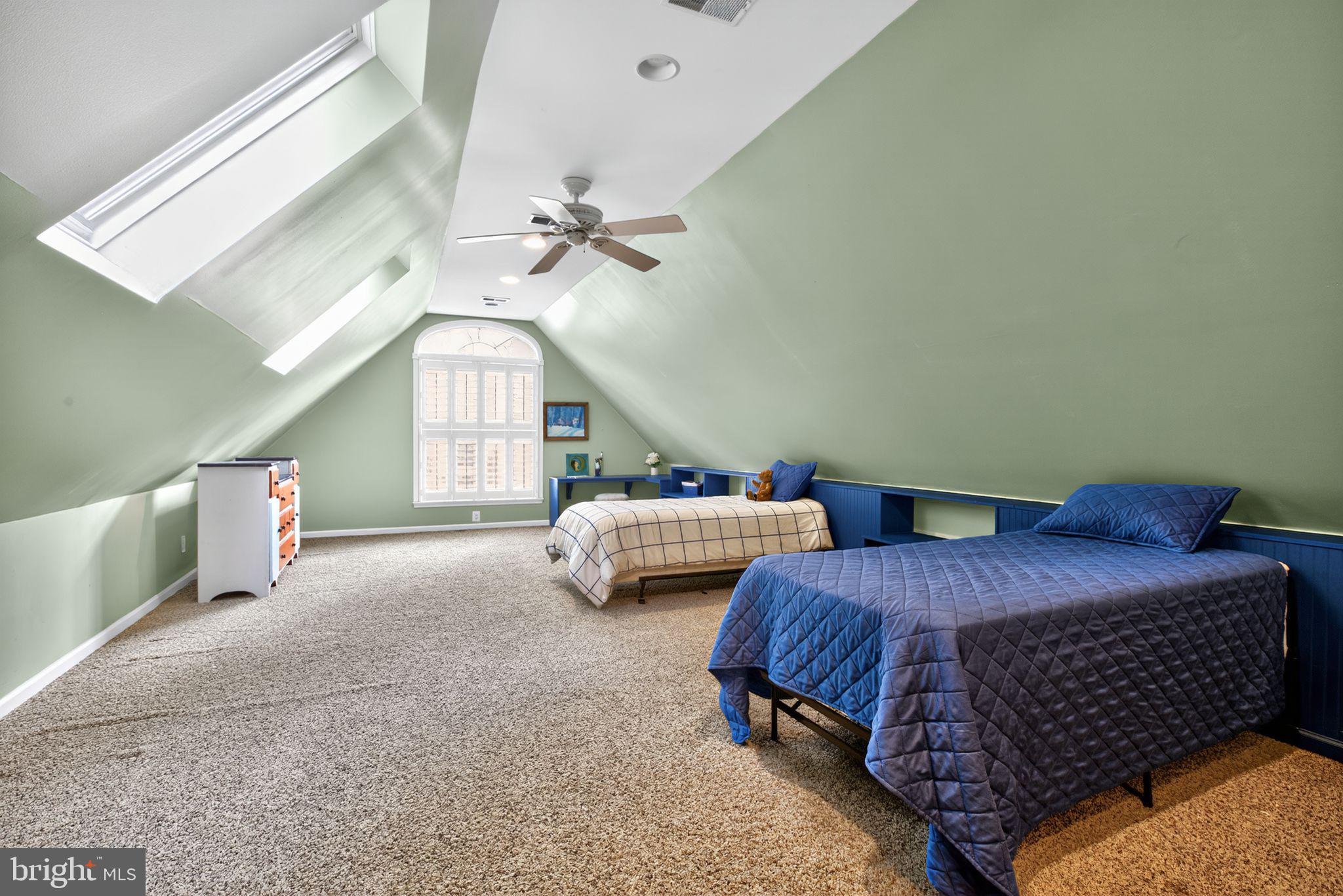 1309 RICHMOND PLACE
