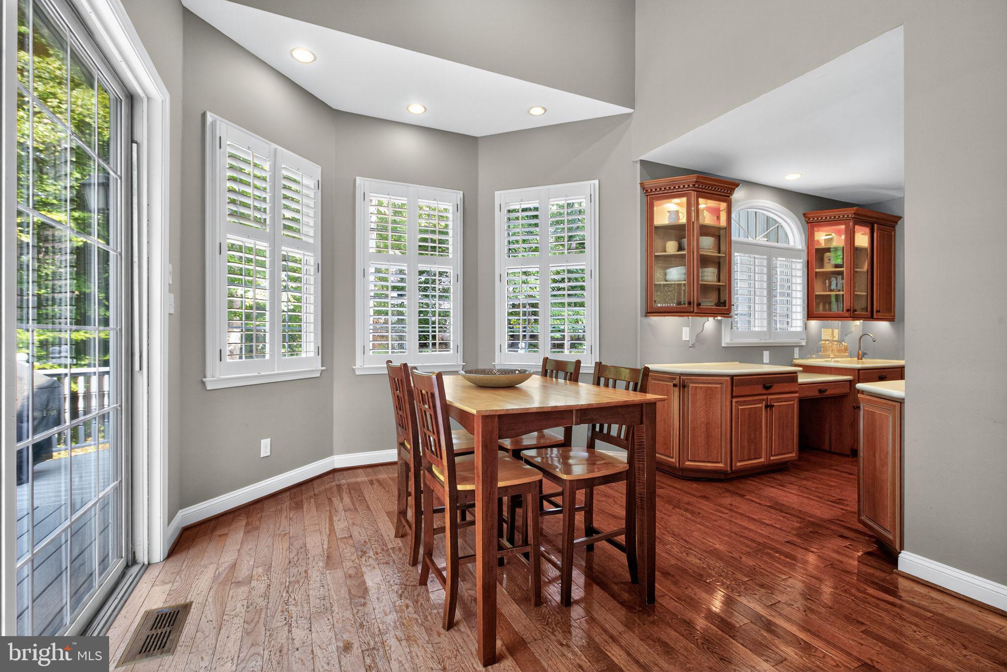 1309 RICHMOND PLACE