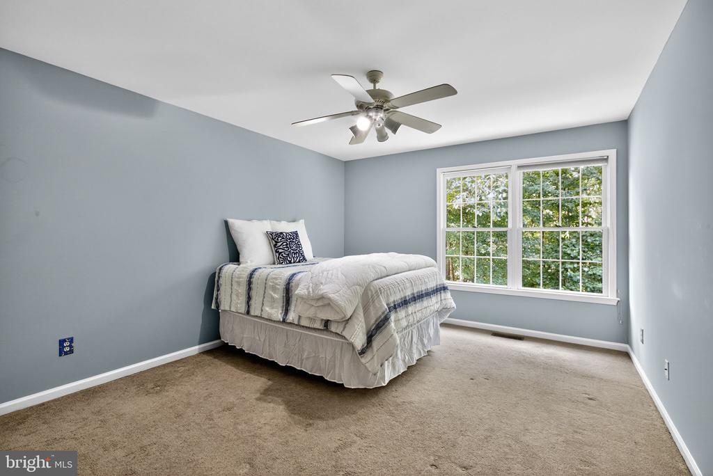 1309 RICHMOND PLACE