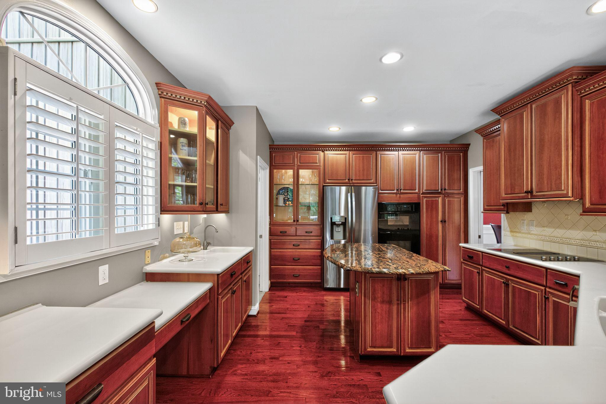 1309 RICHMOND PLACE