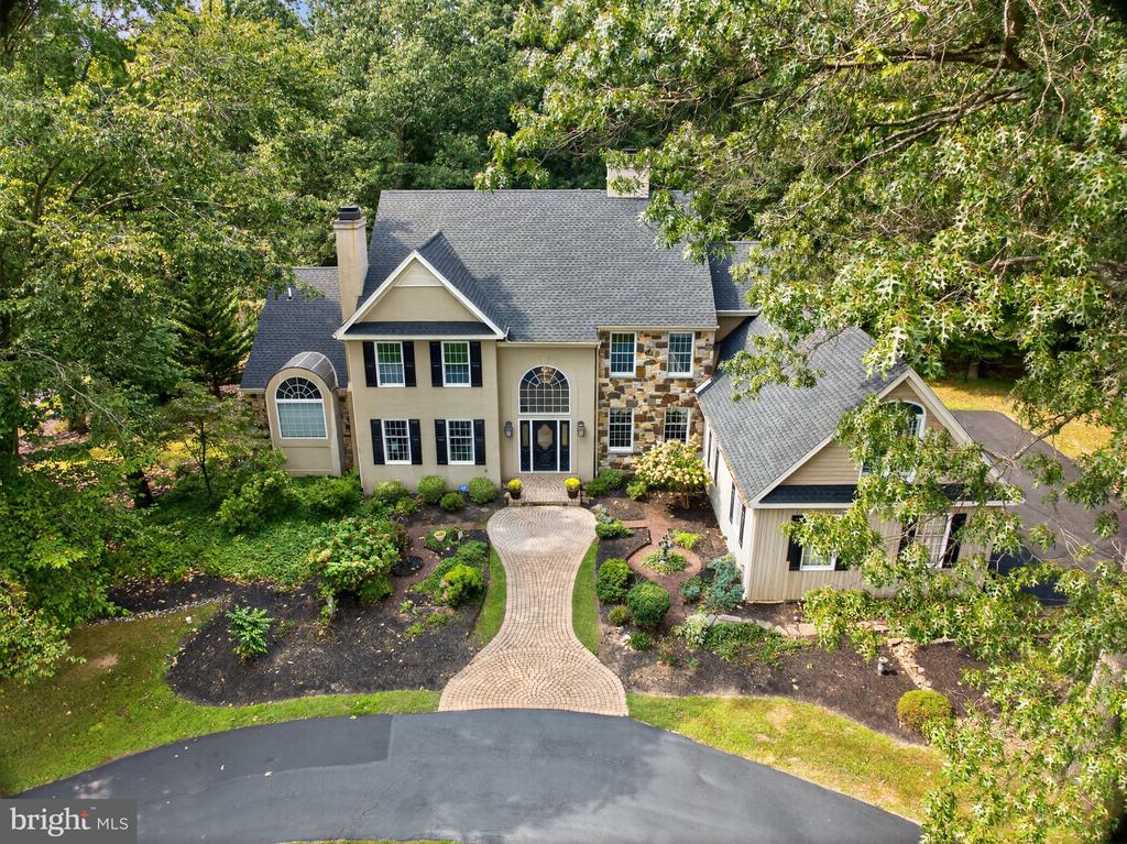 1309 RICHMOND PLACE