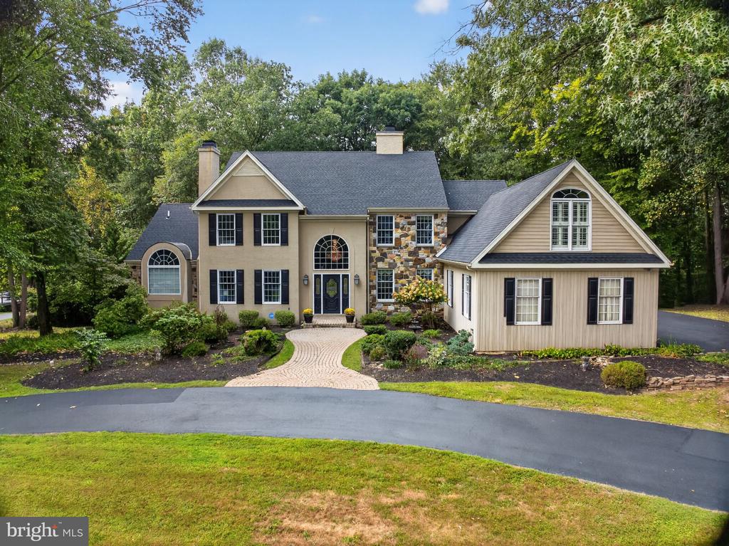 1309 RICHMOND PLACE