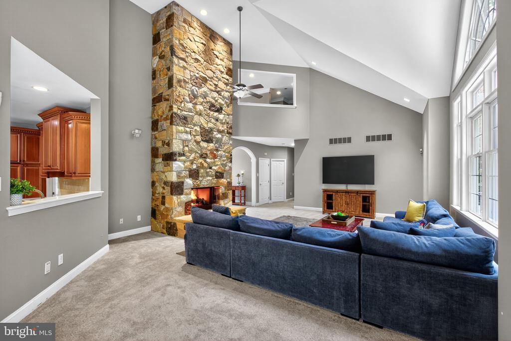1309 RICHMOND PLACE