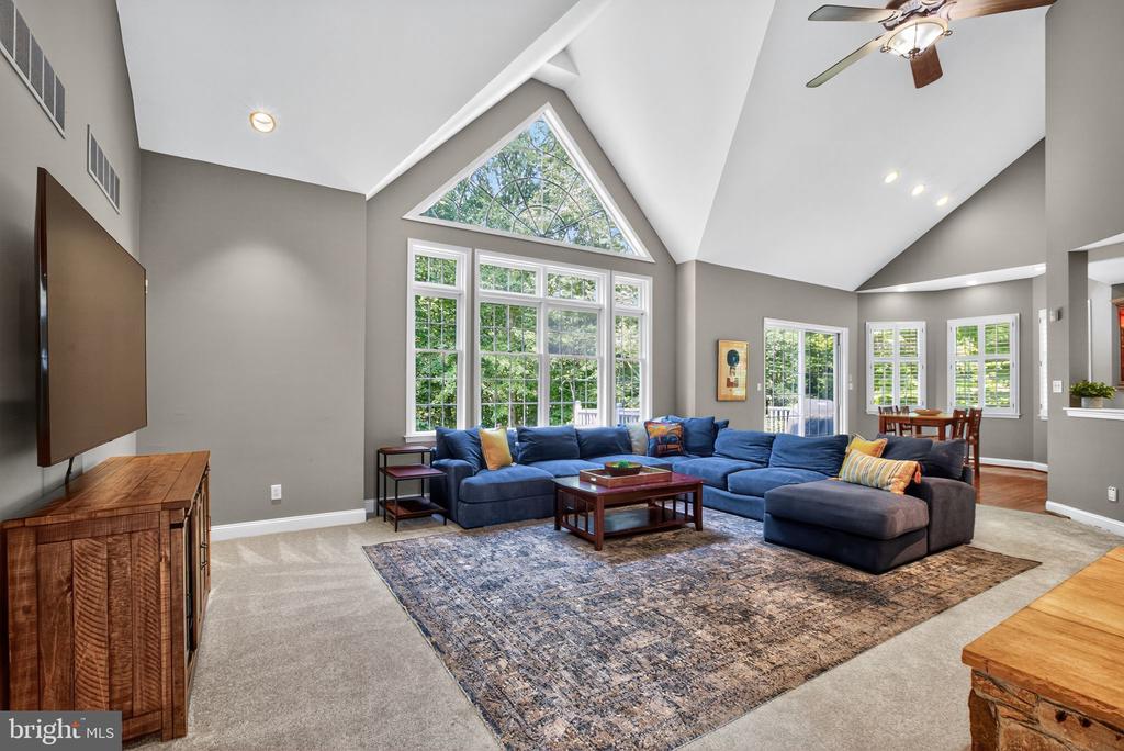 1309 RICHMOND PLACE
