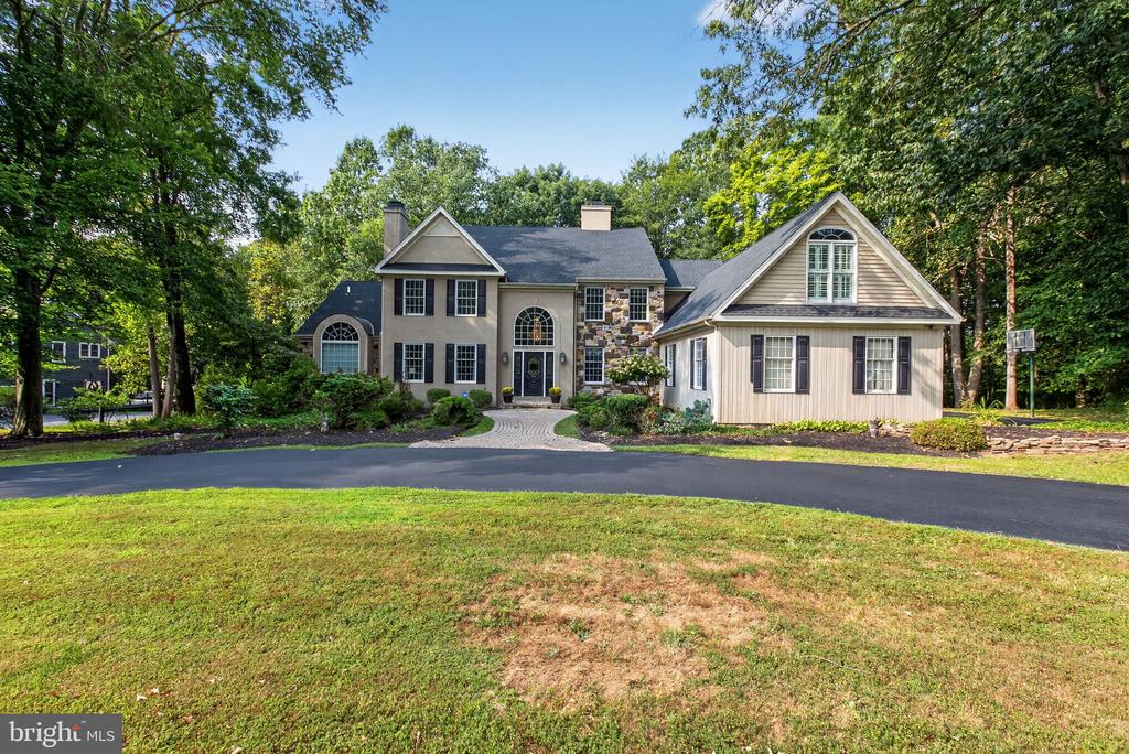 1309 RICHMOND PLACE