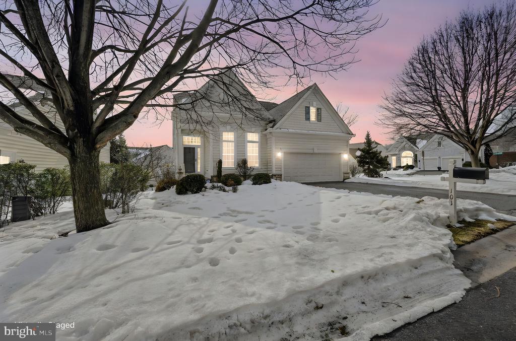 101 VIOLET DRIVE