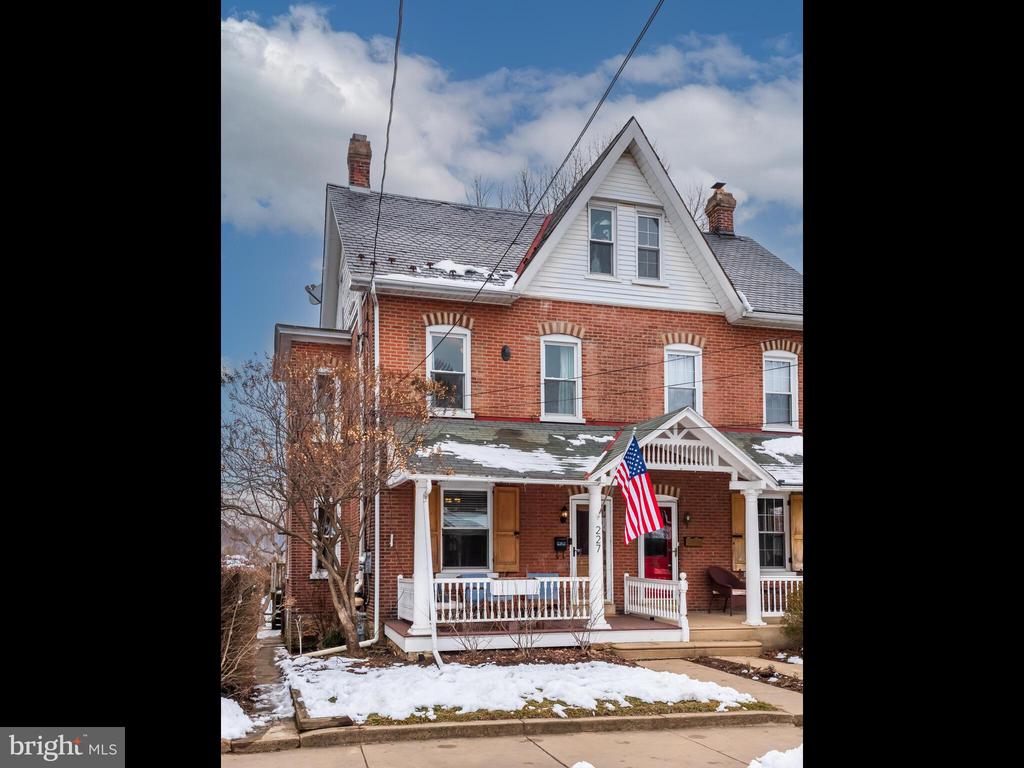 227 HIGHLAND AVENUE