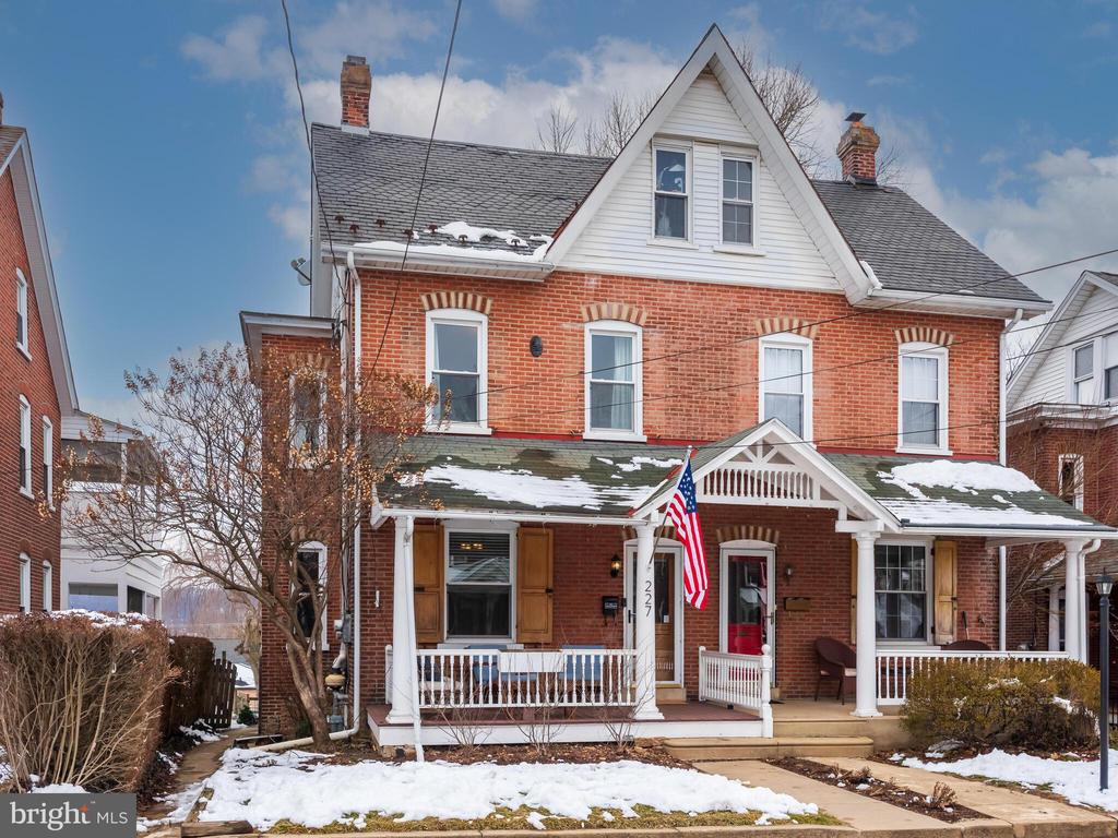227 HIGHLAND AVENUE