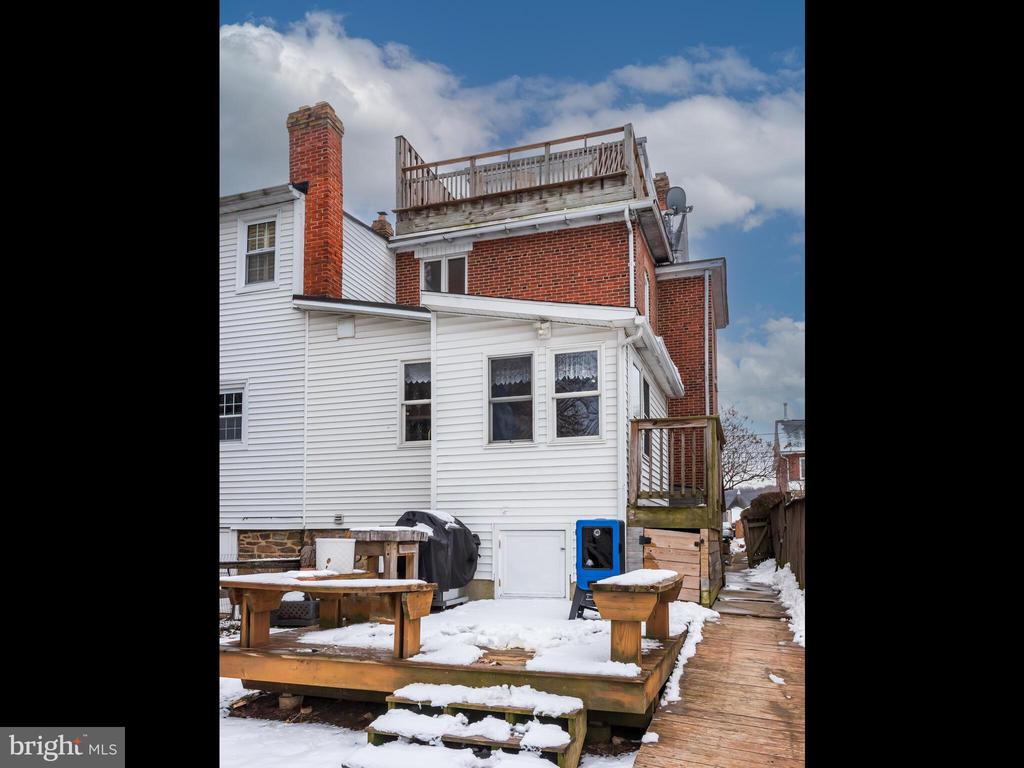 227 HIGHLAND AVENUE