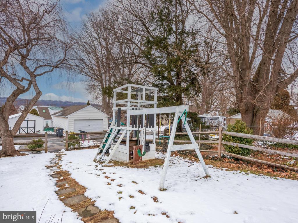 227 HIGHLAND AVENUE
