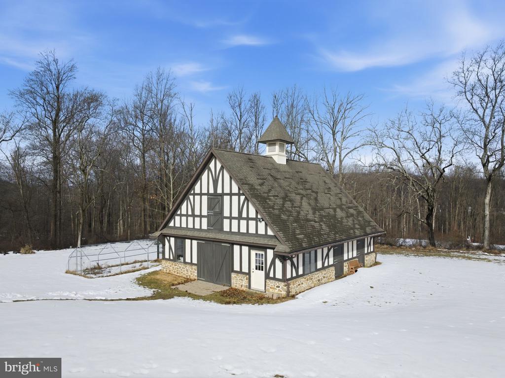 231 HILL ROAD