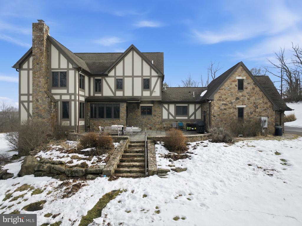 231 HILL ROAD