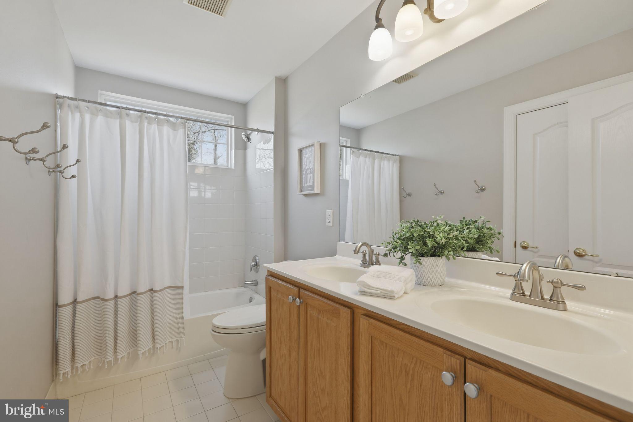 1319 JAMESTOWN DRIVE